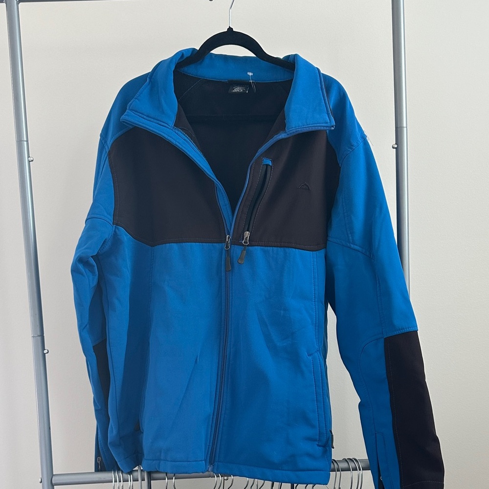 NWOT - Men's Blue and Black Jacket XL